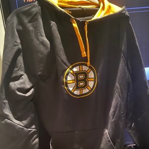 Boston bruins sweatshirt